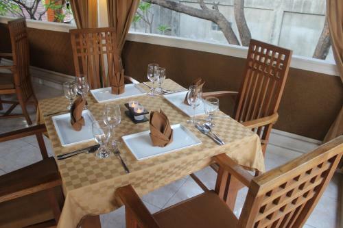 Hostal Chonos Hotel Lovina
