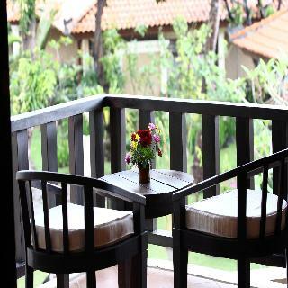 Hotel Sunari Beach Resort