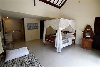 Hostal Frangipani Beach Hotel