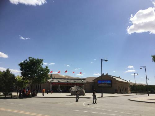 Dunhuang Han And Tang Dynasties Station Hostel