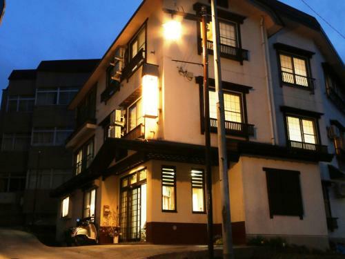 Hostal Chouchinya