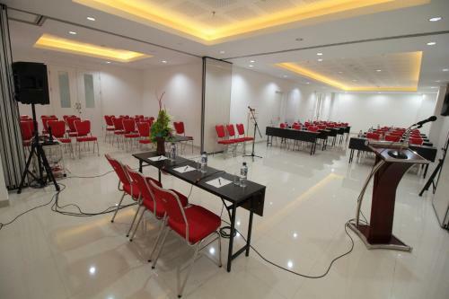 The Win Hotel