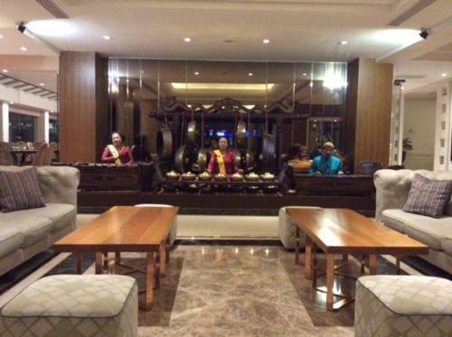 Elmi Hotel Surabaya