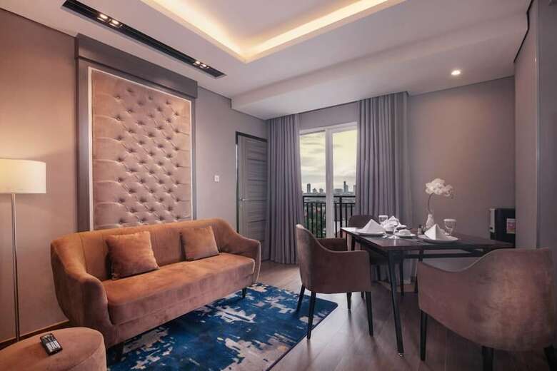 Quest Hotel Surabaya