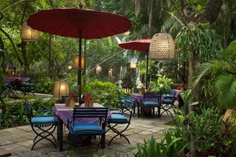 Hotel Bumi Surabaya City Resort