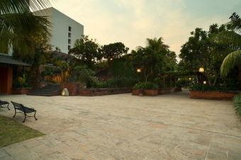 Hotel Bumi Surabaya City Resort