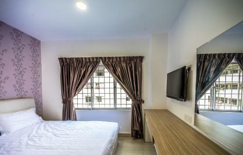 Crystal Garden Hotel