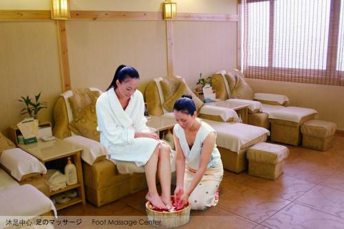 Golden City Hotel