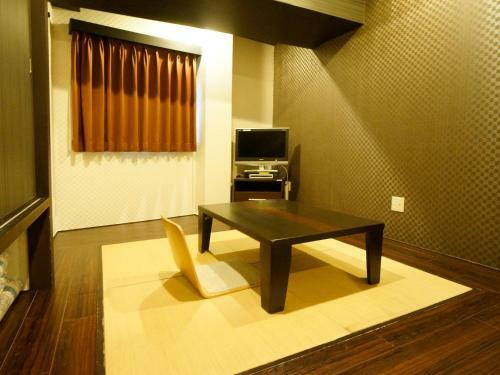 Hotel Livemax Esaka