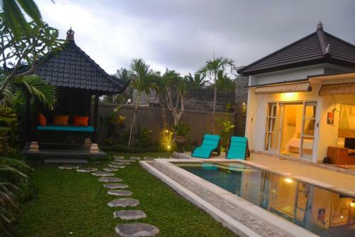 Ratna Villa