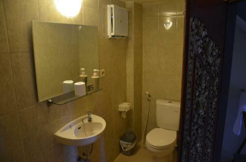 Hostal Corner Guest House