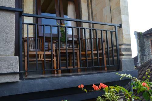 Hostal Corner Guest House