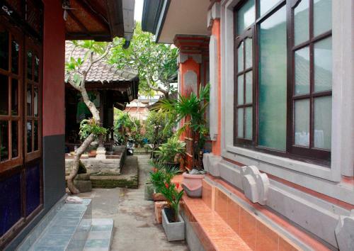 Hostal Corner Guest House