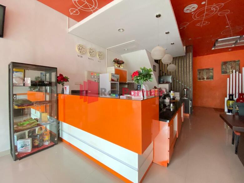 Bed & Breakfast Hotel Alpha Makassar