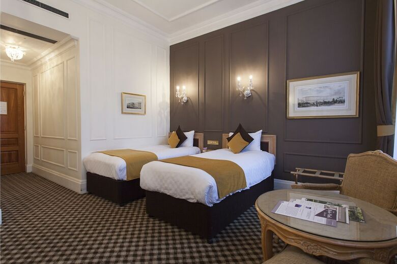 Hotel Thistle Hyde Park