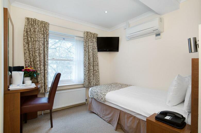 Hotel Bayswater Inn