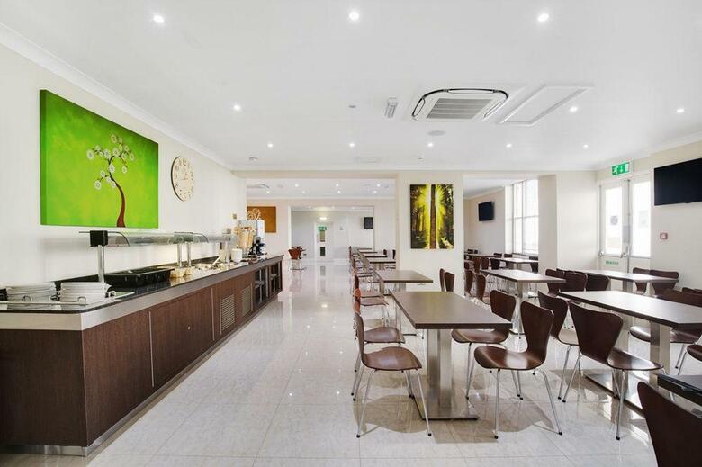 Hotel Bayswater Inn