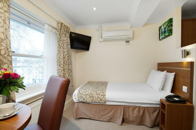 Hotel Bayswater Inn