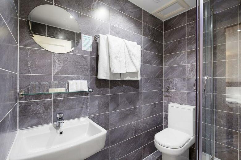 Hotel Bayswater Inn