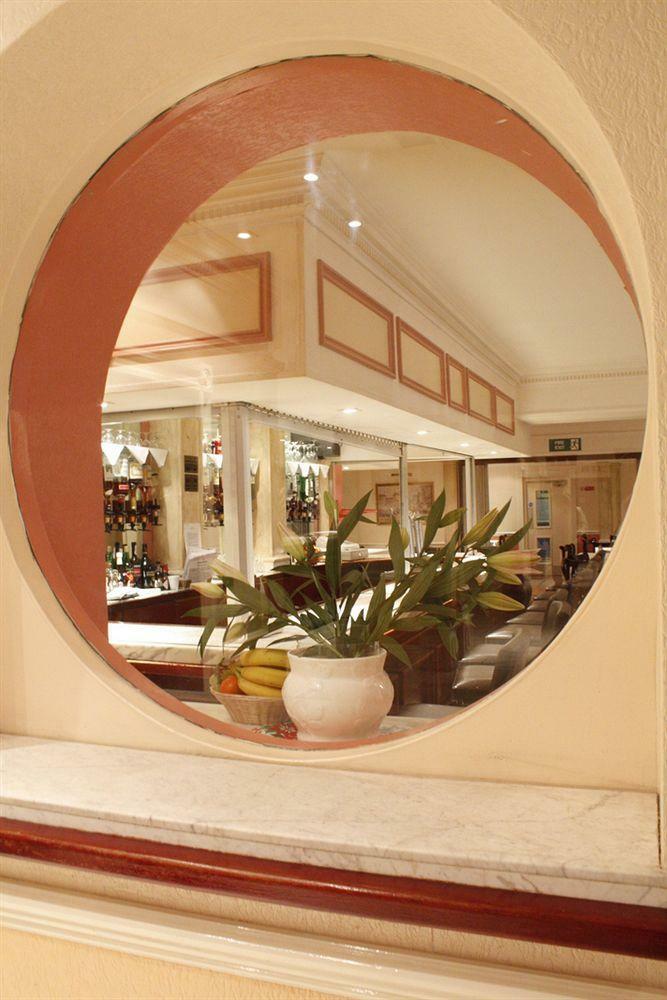 Hotel Bayswater Inn