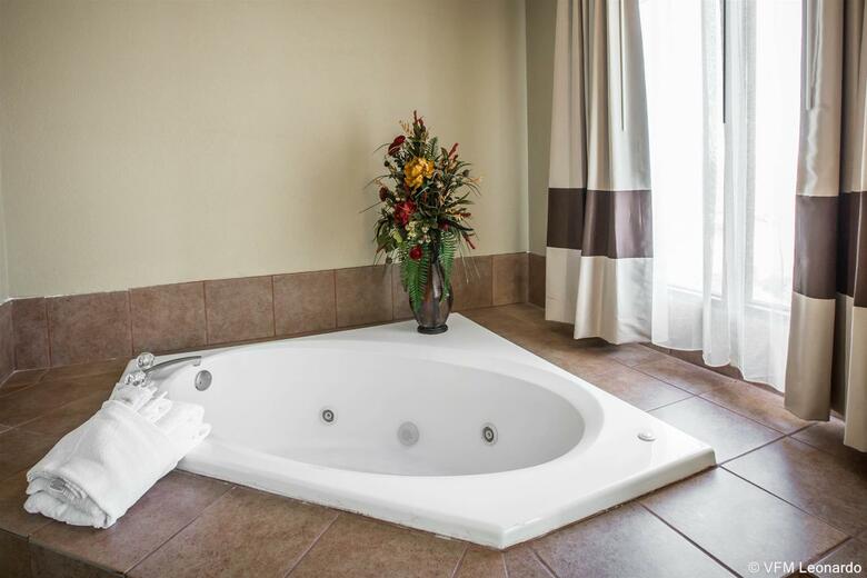 Hotel Comfort Suites