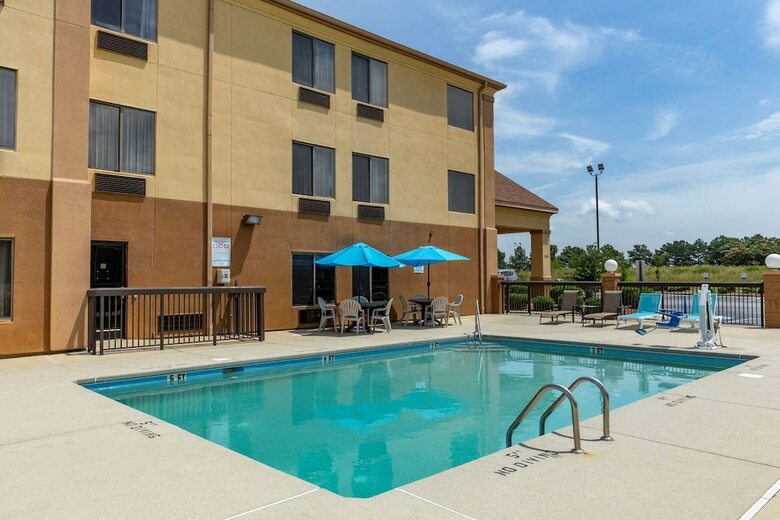 Hotel Comfort Inn