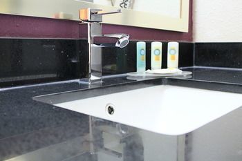 Hotel Quality Inn West End