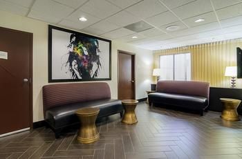 Hotel Quality Inn West End