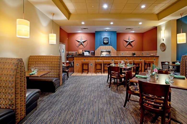 Crowne Plaza Hotel San Antonio Airport