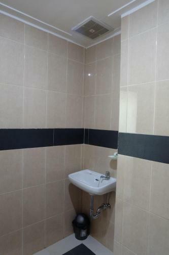 Hostal Lariss Guest House