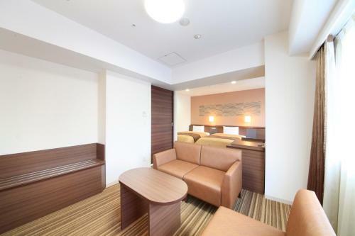 Hotel Vessel Inn Sapporo Nakajimakoen