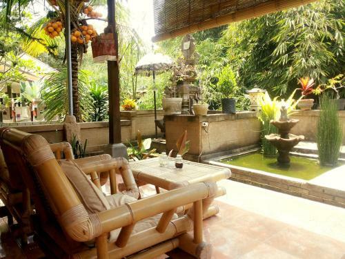 Hostal Artha Sari Bungalow