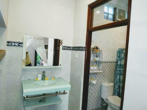 Hostal Mandia Bungalows
