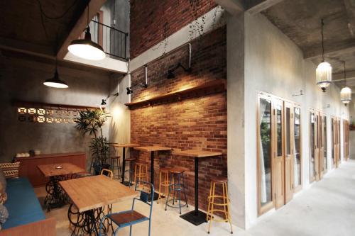 Hostal Pawon Cokelat Guesthouse