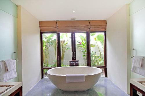 Villa Sayang Estate