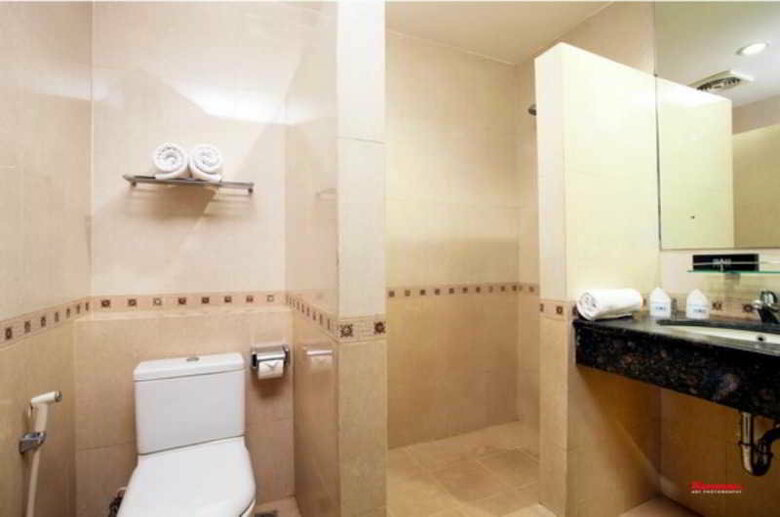 Grage Ramayana Hotel