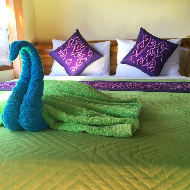 Hostal Merthayasa Bungalows