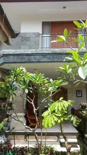Hostal The West Side