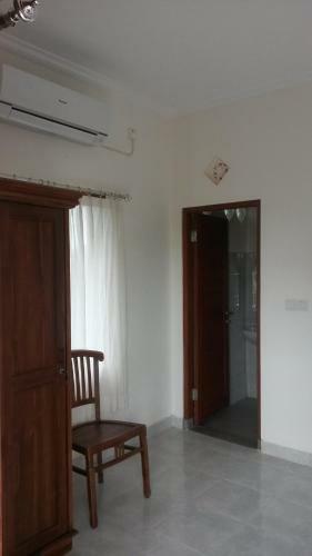 Hostal The West Side
