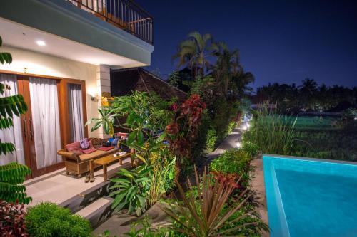 Hostal Puji Bungalow