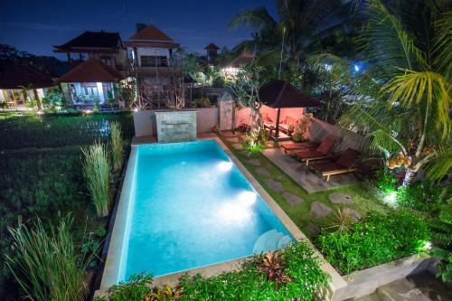 Hostal Puji Bungalow