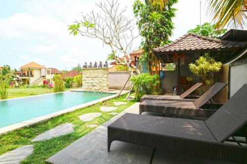 Hostal Puji Bungalow