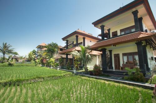 Hostal Puji Bungalow