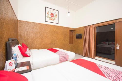 Hostal Oyo 524 Makuta Hotel