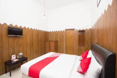 Hostal Oyo 524 Makuta Hotel