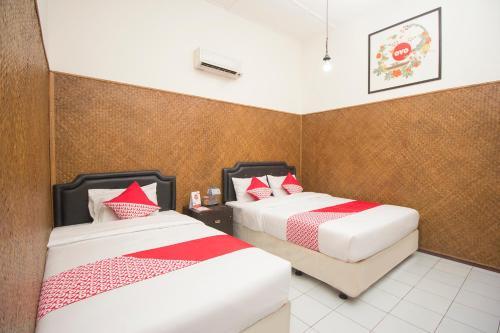 Hostal Oyo 524 Makuta Hotel