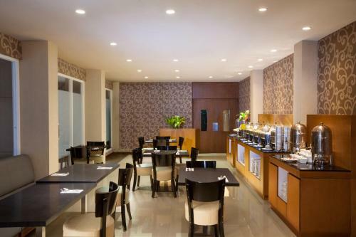 The Grove Express Timoho Hotel