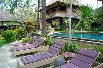 Hostal Hotel Bunga Permai