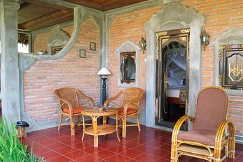 Hostal Hotel Bunga Permai