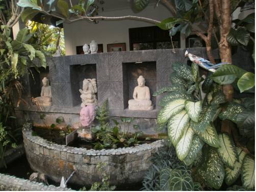 Bed & Breakfast Alamanda Accomodation